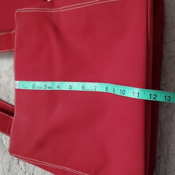 Covington Red nylon shoulder bag with coin purse - Picture 10 of 16